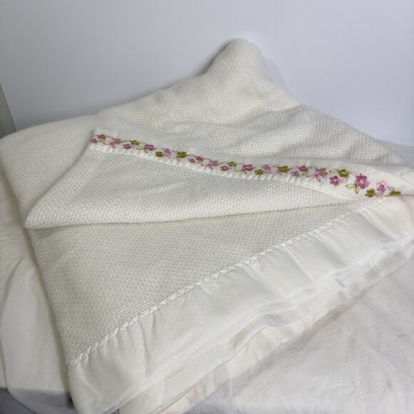 VTG White Waffle Weave Blanket Satin Edge Pink Floral Embroidered Trim 80” X 80” - Picture 1 of 7